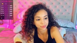CurlyGirl__ naked stripping on cam for live sex video chat
