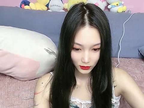 DarnaKiki naked stripping on cam for live sex video chat