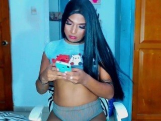 DreamerTs nude on cam – live sex chat