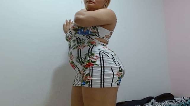 dulse02- naked stripping on cam for live sex video chat