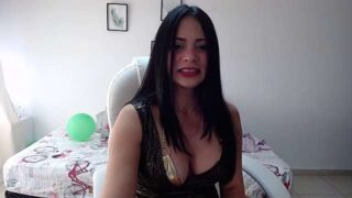 Emelys_cum naked stripping on cam for live sex video chat