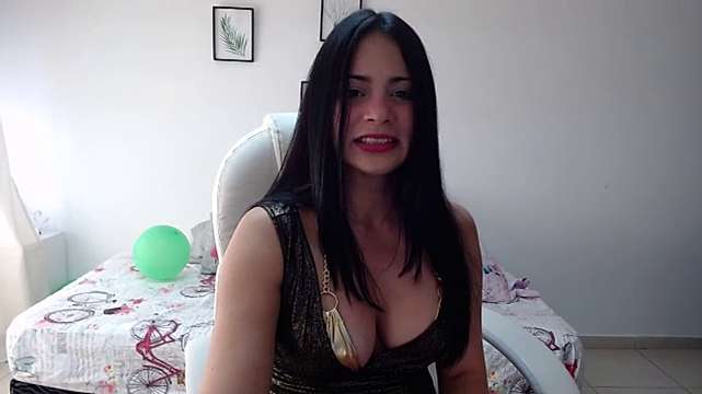 Emelys_cum naked stripping on cam for live sex video chat