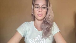 EstherWilsson naked stripping on cam for live sex video chat