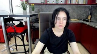 ewerrr_ naked stripping on cam for live sex video chat