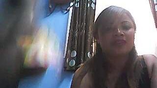 fanyah1 naked stripping on cam for live sex video chat