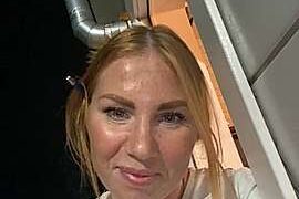 Fox_atHome naked stripping on cam for live sex video chat