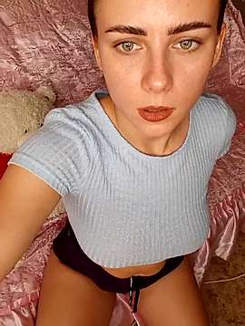 __Francis__ naked stripping on cam for live sex video chat