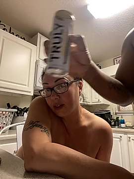 gapeach696 naked stripping on cam for live sex video chat