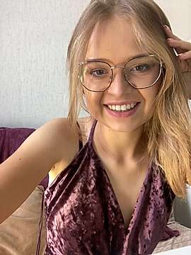 gentle_grace naked stripping on cam for live sex video chat