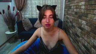 _Gessi_Quas naked stripping on cam for live sex video chat