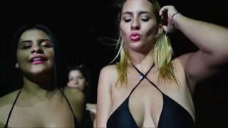 GGIsland naked stripping on cam for live sex video chat