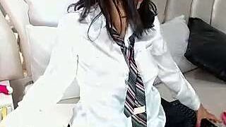Hayley_Peach naked stripping on cam for live sex video chat