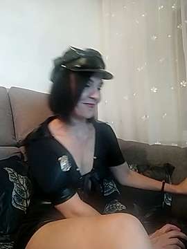 Helena_Tix naked stripping on cam for live sex video chat