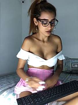 iammilean naked stripping on cam for live sex video chat