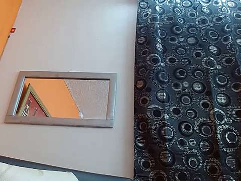 innocentgirlxl1 naked stripping on cam for live sex video chat