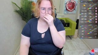 JannetPie naked stripping on cam for live sex video chat
