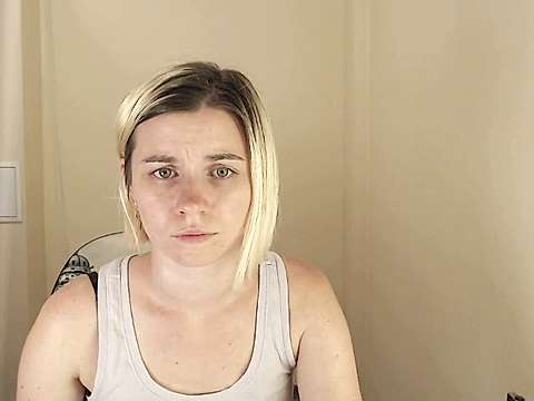 just_cuddlies naked stripping on cam for live sex video chat