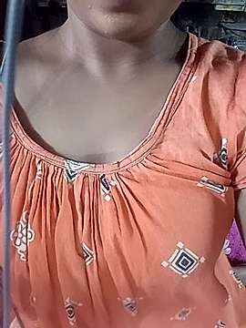 Kanika_s naked stripping on cam for live sex video chat