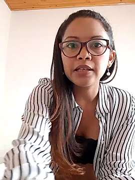 katyhercy naked stripping on cam for live sex video chat
