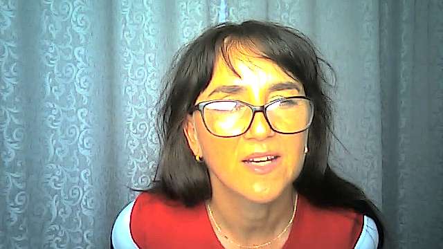 Lady00France naked stripping on cam for live sex video chat