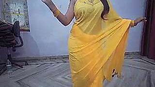 Laila_Ki_Jaan naked stripping on cam for live sex video chat