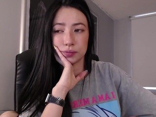 Lily , ?? nude on cam – live sex chat
