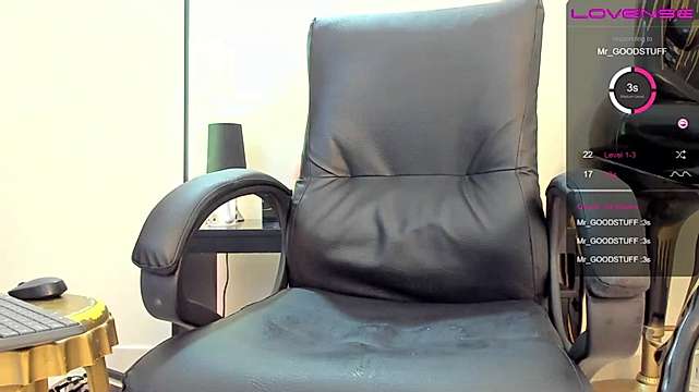 lina_smith69 naked stripping on cam for live sex video chat