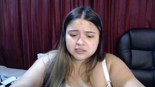 lizzie_c naked stripping on cam for live sex video chat