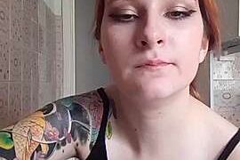 Lolita_lo naked stripping on cam for live sex video chat