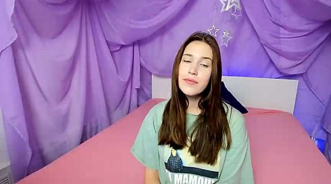 LollanLengar naked stripping on cam for live sex video chat