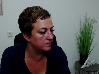LoraPiana nude on cam – live sex chat