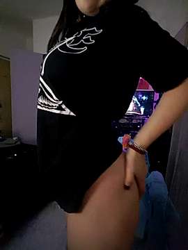 _lovingwarzone_ naked stripping on cam for live sex video chat