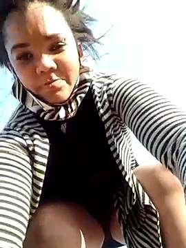 luciass0 naked stripping on cam for live sex video chat