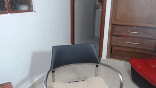 Lunamilk1 naked stripping on cam for live sex video chat