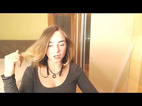 LyizaBlank naked stripping on cam for live sex video chat