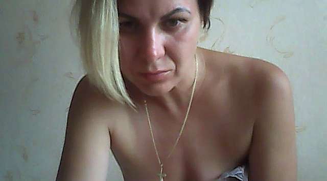 _Marshmallow naked stripping on cam for live sex video chat