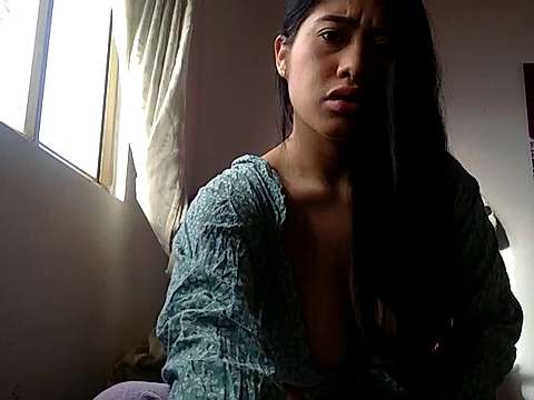 martina_roberts_01 naked stripping on cam for live sex video chat