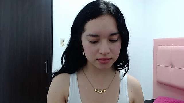 MelodyJack naked stripping on cam for live sex video chat