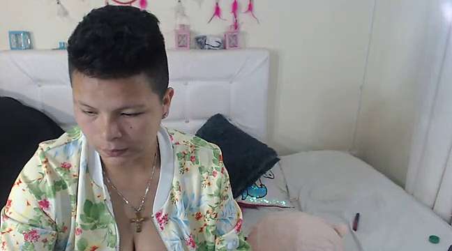 MiaYMolly naked stripping on cam for live sex video chat