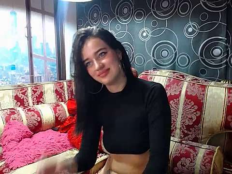 Michaels_Taylor naked stripping on cam for live sex video chat