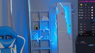 mikkixmeow naked stripping on cam for live sex video chat