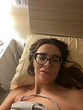 MONELLA85 naked stripping on cam for live sex video chat