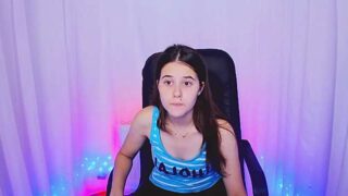 _Mrs_Smith_ naked stripping on cam for live sex video chat