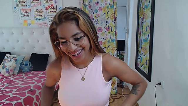 nahomy_hot69 naked stripping on cam for live sex video chat