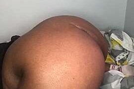 Nelisiwe012 naked stripping on cam for live sex video chat