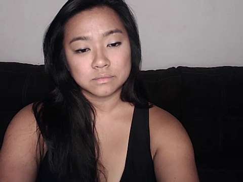 Penelopesummers naked stripping on cam for live sex video chat