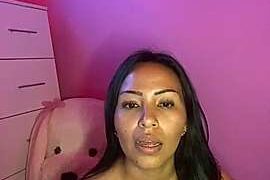 Pocajontas5 naked stripping on cam for live sex video chat