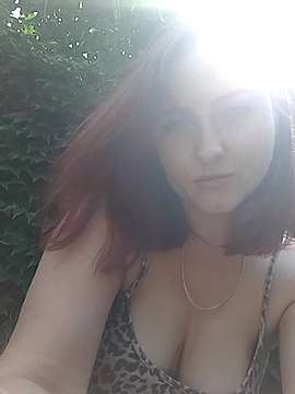 RedheadJane naked stripping on cam for live sex video chat