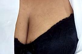 Seerat_Bhatti07 naked stripping on cam for live sex video chat