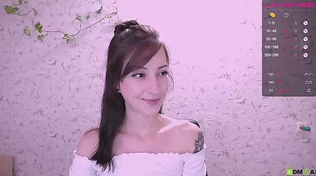 selfenty naked stripping on cam for live sex video chat